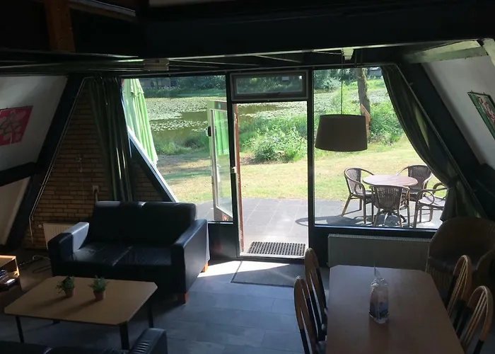 't Vosseven Basic * Stramproy